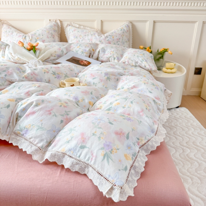 91家纺网 家纺一手货源 找家纺 【苏东来】2025韩版蕾丝花边纯棉全棉双层纱四件套全棉纯棉小碎花印花四件套小清新公主风韩系皱皱纱花边四件套针织棉四件套件 春意浓