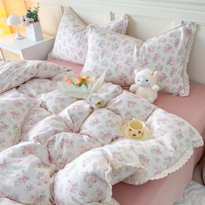 91家纺网 家纺一手货源 找家纺 【苏东来】2025韩版蕾丝花边纯棉全棉双层纱四件套全棉纯棉小碎花印花四件套小清新公主风韩系皱皱纱花边四件套针织棉四件套件 白茶