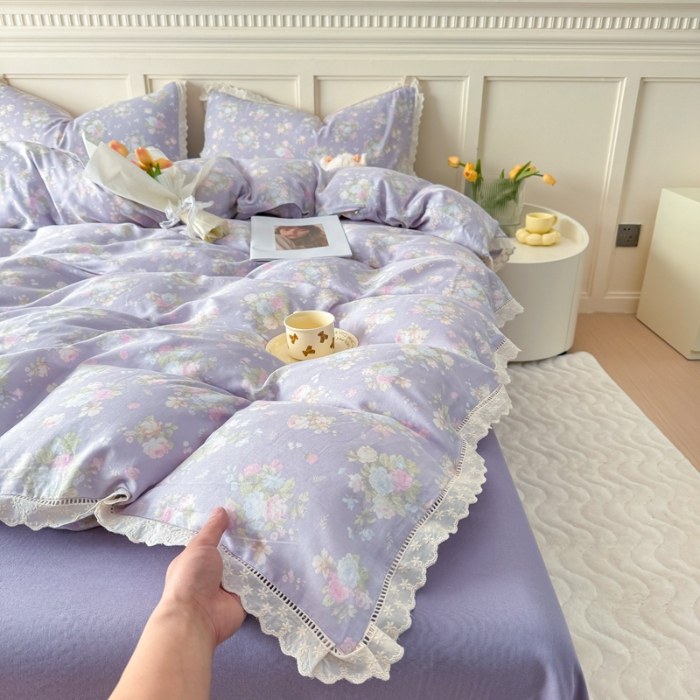 91家纺网 家纺一手货源 找家纺 【苏东来】2025韩版蕾丝花边纯棉全棉双层纱四件套全棉纯棉小碎花印花四件套小清新公主风韩系皱皱纱花边四件套针织棉四件套件 紫薇花