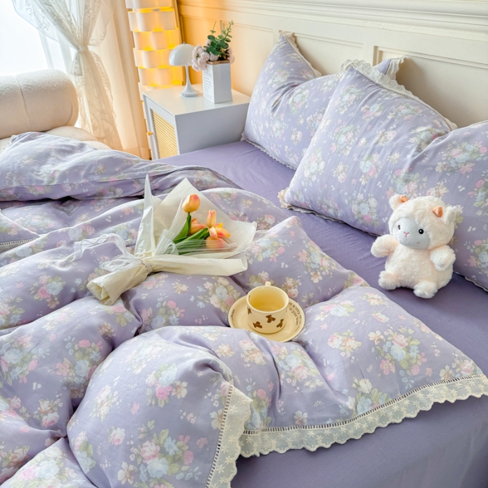 91家纺网 家纺一手货源 找家纺 【苏东来】2025韩版蕾丝花边纯棉全棉双层纱四件套全棉纯棉小碎花印花四件套小清新公主风韩系皱皱纱花边四件套针织棉四件套件 紫薇花
