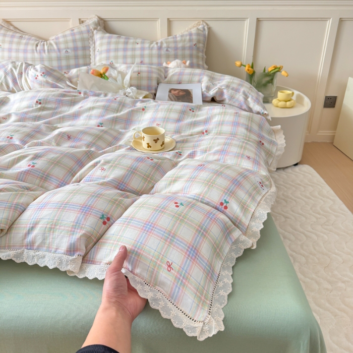 91家纺网 家纺一手货源 找家纺 【苏东来】2025韩版蕾丝花边纯棉全棉双层纱四件套全棉纯棉小碎花印花四件套小清新公主风韩系皱皱纱花边四件套针织棉四件套件 晴空