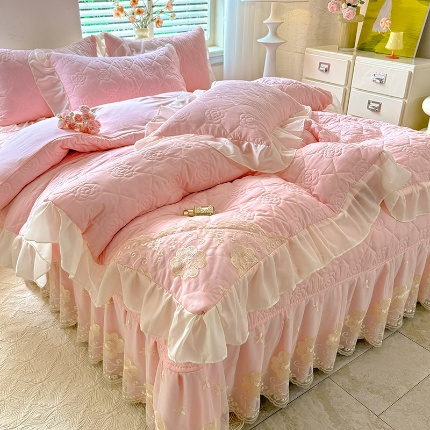 苏米娜家纺2025春夏韩版法式公主风水洗棉床盖款多功能被套 夏被床盖四件套多功能二合一水洗棉夹泡泡棉小竺棉棉床裙款 香榭丽-樱花粉