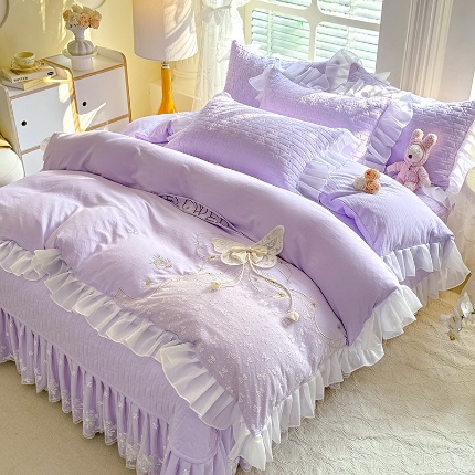 91家纺网 家纺一手货源 找家纺 （总）苏米娜家纺2025春夏新品韩版甜美公主风全棉双层纱水洗棉床盖四件套刺绣针织棉双层纱纯棉棉麻全棉少女心夹棉床裙款夏被款床盖四件套