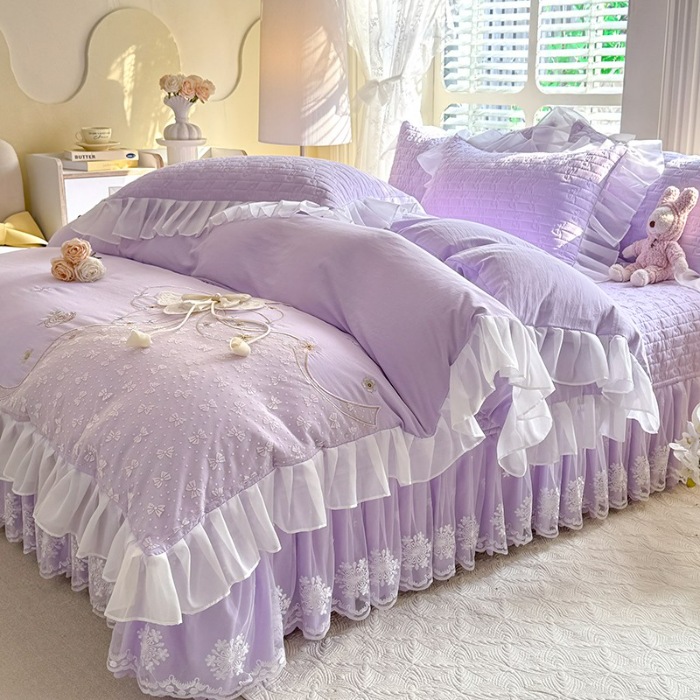 91家纺网 家纺一手货源 找家纺 苏米娜家纺2025春夏新品韩版甜美公主风超柔水洗棉床盖四件套刺绣针织棉双层纱纯棉棉麻全棉少女心夹棉床裙款夏被款床盖四件套 幻蝶-梦幻紫 