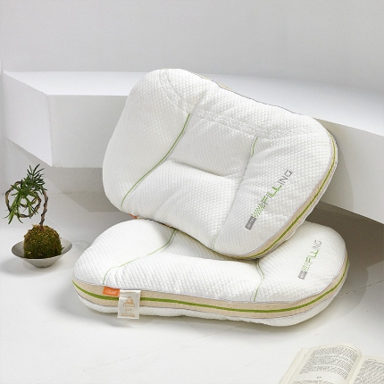 91家纺网 家纺一手货源 找家纺 （总）2025新款 元气满满针织分区按摩羽丝绒枕芯 面包护颈睡感学生成人枕头