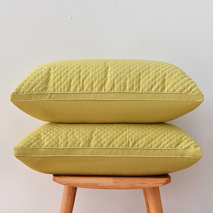 91家纺网 家纺一手货源 找家纺 （总）兴丝露枕芯 小方格夹棉绗绣枕 羽丝枕 羽丝绒枕芯 舒适枕 中高枕成人枕头