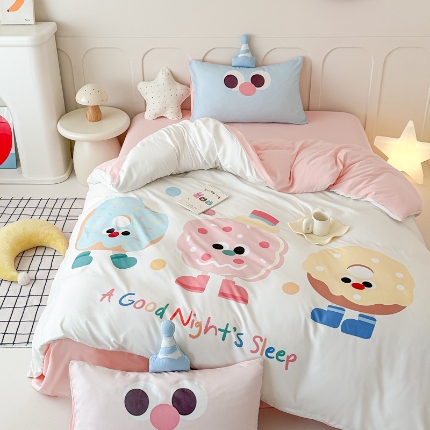 91家纺网 家纺一手货源 找家纺 梵星摄影  卡通印花套件拍摄样片