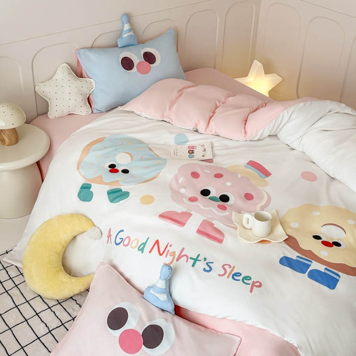 91家纺网 家纺一手货源 找家纺 梵星摄影  卡通印花套件拍摄样片