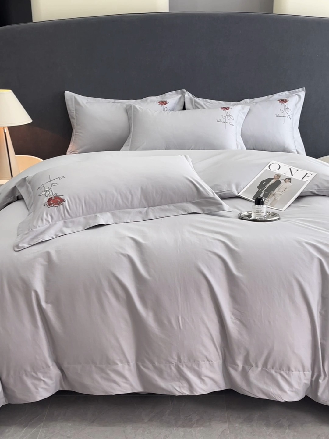 91家纺网 家纺一手货源 找家纺 （总）（控价）2025新款 专版花型 高克重A类 全棉长绒棉精工刺绣四件套-梅琳娜