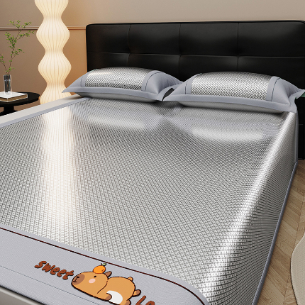 91家纺网 家纺一手货源 找家纺 （总）席佬大 2025新款A级抗菌提花双面绣花床席床笠款冰藤席