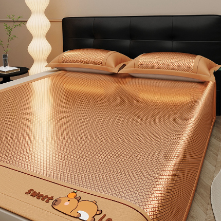 91家纺网 家纺一手货源 找家纺 迪乐妮 2025新款提花冰藤双面席床笠 床席款-卡比巴拉-红棕