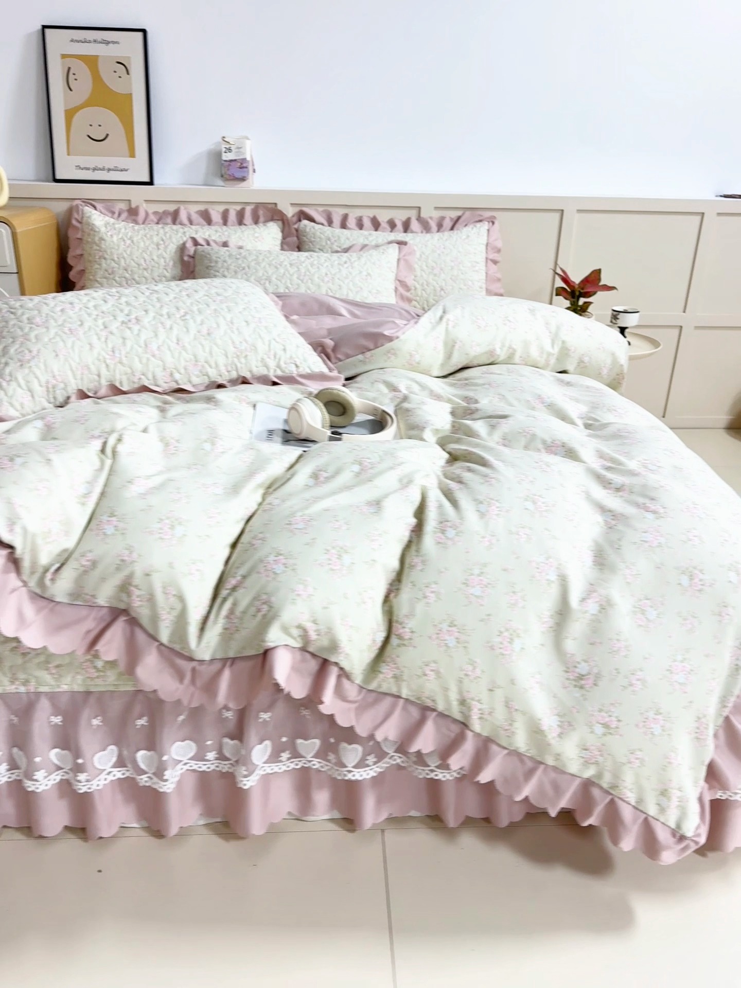 91家纺网 家纺一手货源 找家纺 2025新款针织棉双层纱床盖四件套蕾丝床盖三件套夏被床盖四件套 云山沐晚