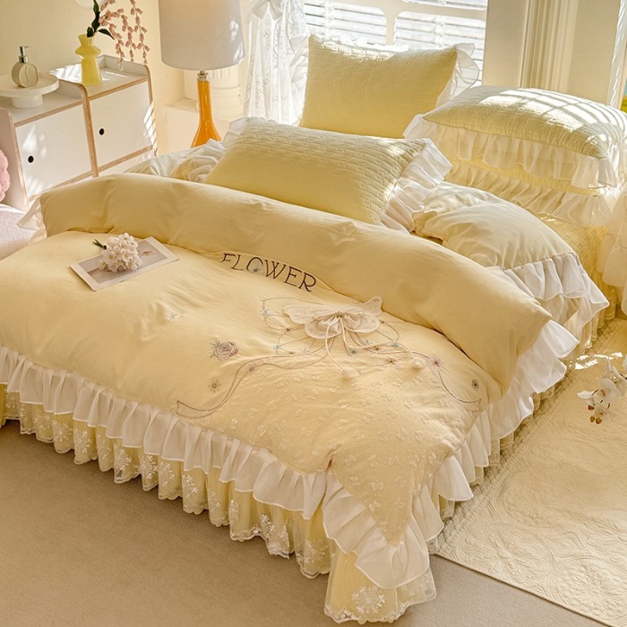 91家纺网 家纺一手货源 找家纺 苏米娜家纺2025春夏新品韩版甜美公主风全棉双层纱水洗棉床盖四件套刺绣针织棉双层纱纯棉棉麻全棉少女心夹棉床裙款夏被款床盖四件套 幻蝶-嫩黄