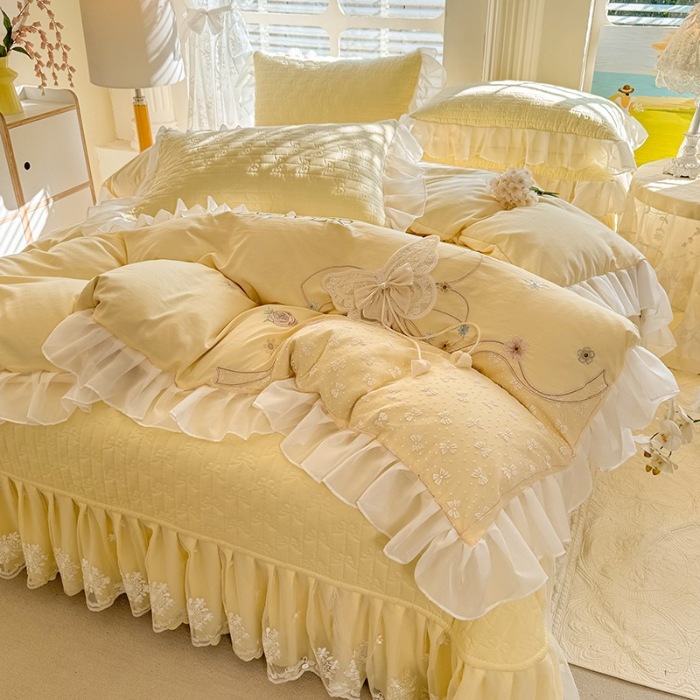 91家纺网 家纺一手货源 找家纺 苏米娜家纺2025春夏新品韩版甜美公主风全棉双层纱水洗棉床盖四件套刺绣针织棉双层纱纯棉棉麻全棉少女心夹棉床裙款夏被款床盖四件套 幻蝶-嫩黄