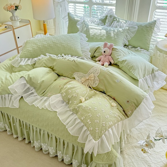 91家纺网 家纺一手货源 找家纺 苏米娜家纺2025春夏新品韩版甜美公主风全棉双层纱水洗棉床盖四件套刺绣针织棉双层纱纯棉棉麻全棉少女心夹棉床裙款夏被款床盖四件套 幻蝶-嫩芽绿