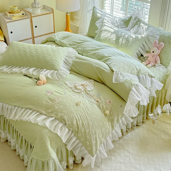 91家纺网 家纺一手货源 找家纺 苏米娜家纺2025春夏新品韩版甜美公主风全棉双层纱水洗棉床盖四件套刺绣针织棉双层纱纯棉棉麻全棉少女心夹棉床裙款夏被款床盖四件套 幻蝶-嫩芽绿