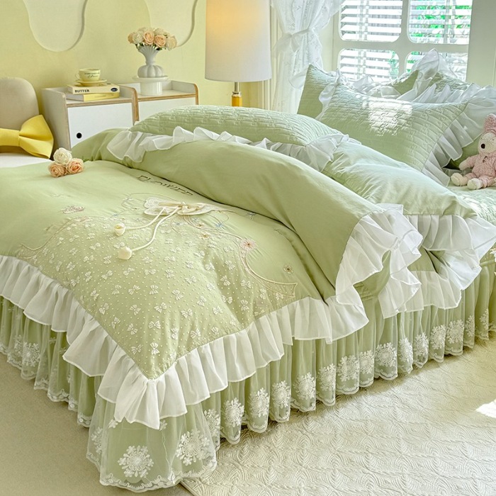 91家纺网 家纺一手货源 找家纺 苏米娜家纺2025春夏新品韩版甜美公主风全棉双层纱水洗棉床盖四件套刺绣针织棉双层纱纯棉棉麻全棉少女心夹棉床裙款夏被款床盖四件套 幻蝶-嫩芽绿