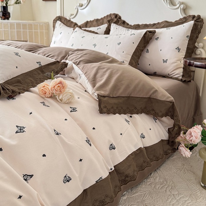 91家纺网 家纺一手货源 找家纺 苏米娜家纺2025春夏新款韩版复古花边A类有氧针织棉双层纱四件套纯棉麻泡泡棉小竺棉四件套法式赫本风水洗棉床盖款四件套 梦蝶