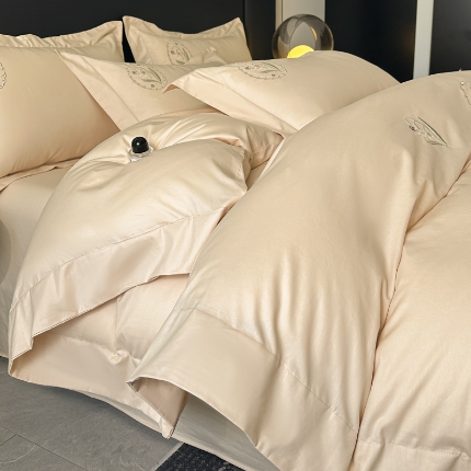 91家纺网 家纺一手货源 找家纺 （总）（控价）2025新款 专版花型 高克重A类 全棉长绒棉满屏重工刺绣四件套-铃兰物语