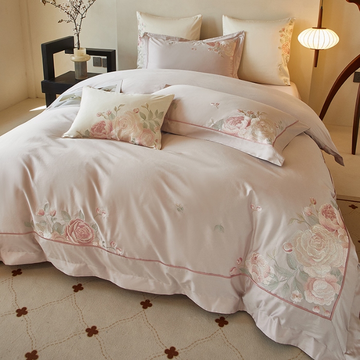 91家纺网 家纺一手货源 找家纺 【2025】50支50S长绒棉刺绣四件套新中式工艺款 温馨满园芋紫 控价478-498元