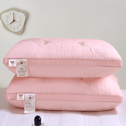 91家纺网 家纺一手货源 找家纺 （总）兴丝露枕芯 全棉刺绣羽丝枕 枕芯 蝴蝶枕 立体双边枕 全棉枕芯 成人枕头