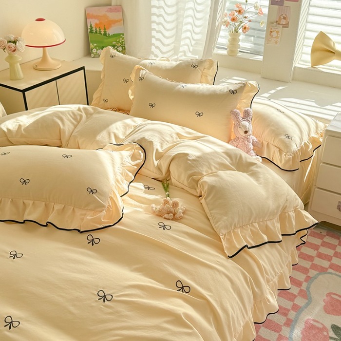 91家纺网 家纺一手货源 找家纺 苏米娜家纺2025春夏新品韩版花边款水洗棉四件套A类母婴级针织双层纱蝴蝶结绣花纯棉全棉床裙款四件套小香风 蝶儿飞飞-嫩黄