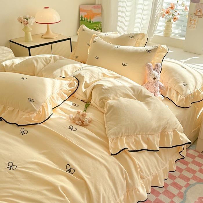 91家纺网 家纺一手货源 找家纺 苏米娜家纺2025春夏新品韩版花边款水洗棉四件套A类母婴级针织双层纱蝴蝶结绣花纯棉全棉床裙款四件套小香风 蝶儿飞飞-嫩黄