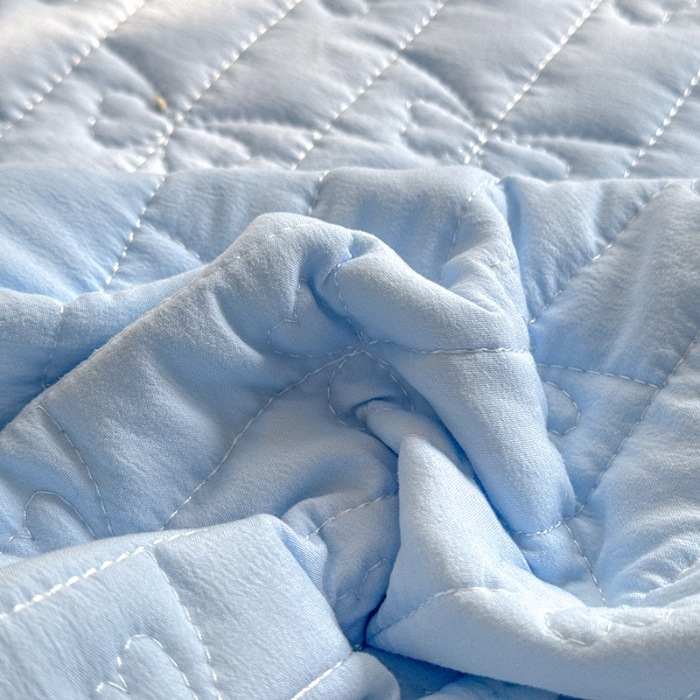 91家纺网 家纺一手货源 找家纺 苏米娜家纺2025春夏新品韩版甜美公主风全棉双层纱水洗棉床盖四件套刺绣针织棉双层纱纯棉棉麻全棉少女心夹棉床裙款夏被款床盖四件套 幻蝶-婴儿蓝