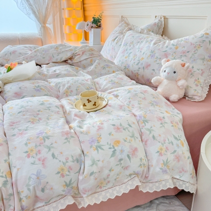 91家纺网 家纺一手货源 找家纺 （总）【苏东来】2025韩版蕾丝花边纯棉全棉双层纱四件套全棉纯棉小碎花印花四件套法式赫本公主风韩系皱皱纱花边四件套针织棉四件套件