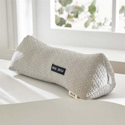 91家纺网 家纺一手货源 找家纺 （总）2025新款 冰丝甜荞麦三角枕头全荞麦护颈按摩学生成人枕芯