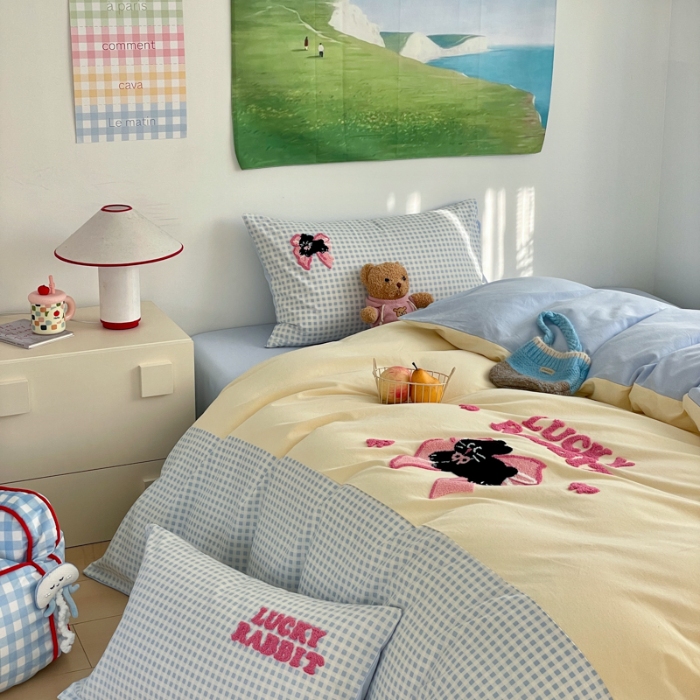 91家纺网 家纺一手货源 找家纺 左视觉  小清新化纤套件拍摄赏析