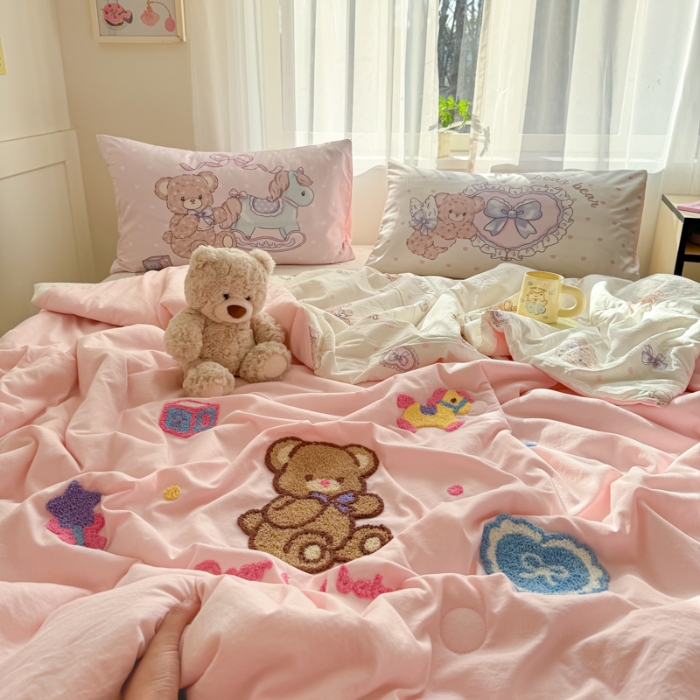 91家纺网 家纺一手货源 找家纺 左视觉  小清新卡通被子拍摄赏析