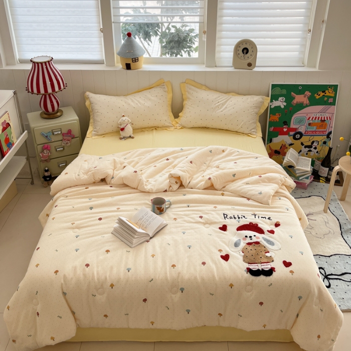 91家纺网 家纺一手货源 找家纺 左视觉  小清新卡通套件拍摄赏析