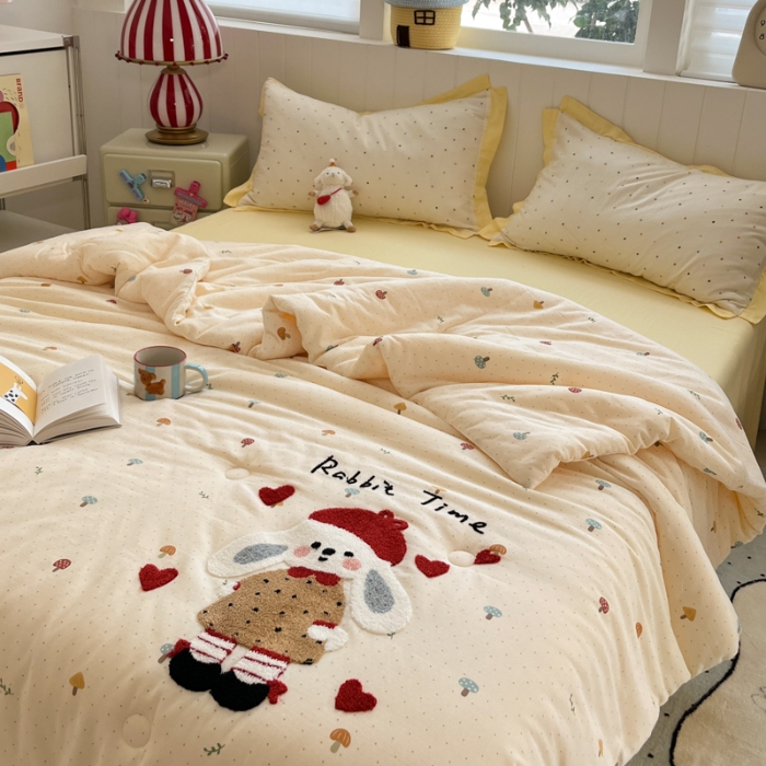 91家纺网 家纺一手货源 找家纺 左视觉  小清新卡通套件拍摄赏析