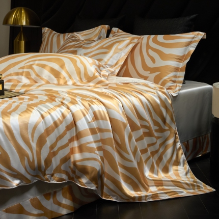 91家纺网 家纺一手货源 找家纺 【蒂梵熙家纺】2025新款夏季高端轻奢丝滑裸睡丝绸四件套冰丝豹纹水洗真丝斑马印花天丝四件套床上用品