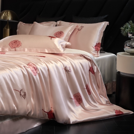 91家纺网 家纺一手货源 找家纺 【蒂梵熙家纺】2025新款夏季高端轻奢丝滑裸睡丝绸四件套冰丝豹纹水洗真丝斑马印花天丝四件套床上用品