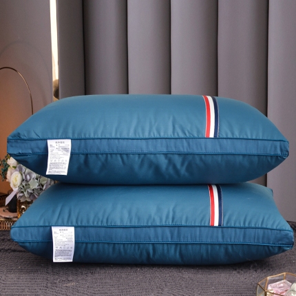 91家纺网 家纺一手货源 找家纺 兴丝露枕芯 全棉羽丝绒枕芯 羽丝枕 全棉枕芯 全棉彩条枕 婚庆枕头 中高枕 