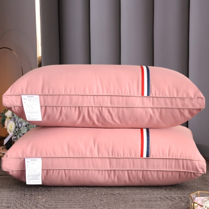 91家纺网 家纺一手货源 找家纺 兴丝露枕芯 全棉羽丝绒枕芯 羽丝枕 全棉枕芯 全棉彩条枕 婚庆枕头 中高枕 