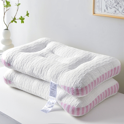 91家纺网 家纺一手货源 找家纺 兴丝露枕芯 蝴蝶型SPA按摩枕 羽丝枕 羽丝绒定型枕 成人枕