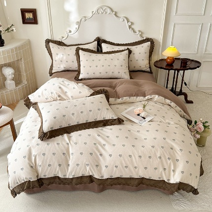 91家纺网 家纺一手货源 找家纺 （总）漫布云家纺2025韩版复古花边针织棉双层纱四件套A类母婴级有氧双层纱针织棉亲肤小清新印花