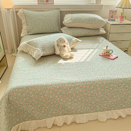 91家纺网 家纺一手货源 找家纺 （总）花边床盖三件套全棉纯棉四季通用夹棉加厚防滑绗缝不起皱床单单件