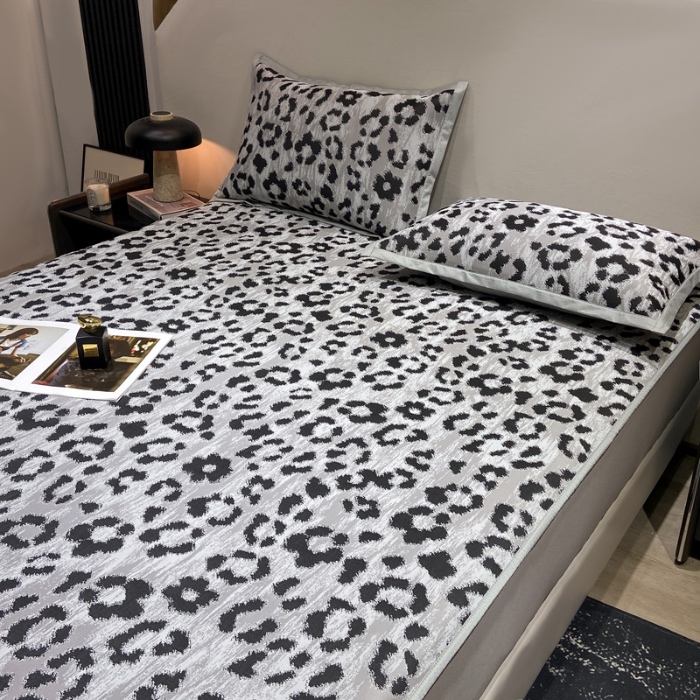 91家纺网 家纺一手货源 找家纺 （总）蝶帕家纺 2025新品A类PE高分子乙纶复合三明治提花冰丝席