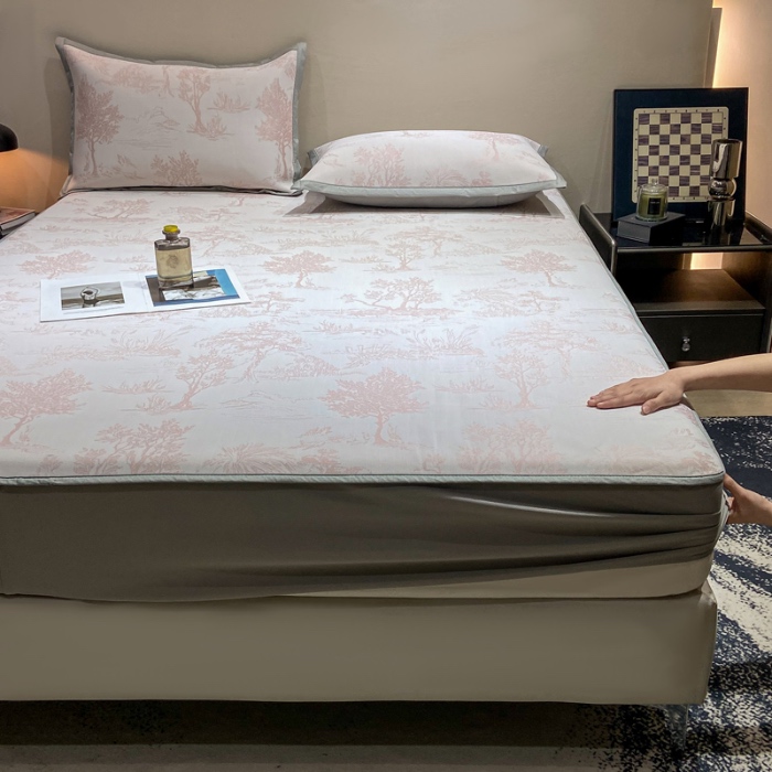 91家纺网 家纺一手货源 找家纺 蝶帕家纺 2025新品A类PE高分子乙纶复合三明治提花冰丝席 林间秘境-粉 床笠