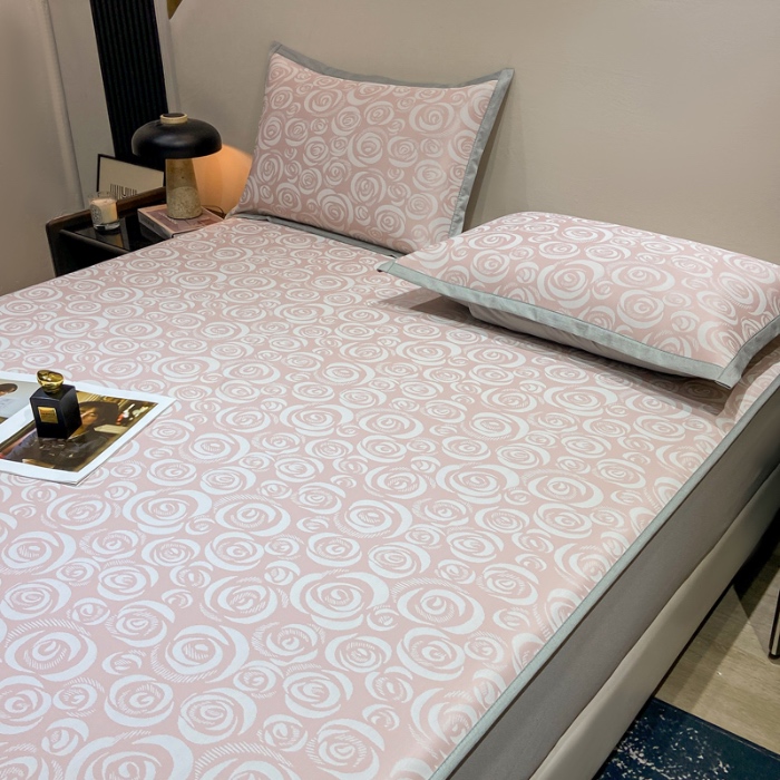 91家纺网 家纺一手货源 找家纺 蝶帕家纺 2025新品A类PE高分子乙纶复合三明治提花冰丝席 玫瑰花海 床笠