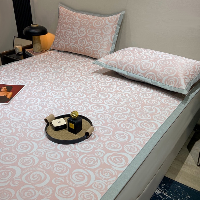 91家纺网 家纺一手货源 找家纺 蝶帕家纺 2025新品A类PE高分子乙纶复合三明治提花冰丝席 玫瑰花海 床席