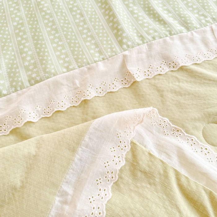 91家纺网 家纺一手货源 找家纺 【苏东来】2025小清新韩版印花蕾丝花边皱皱棉工艺款拼接单夏被四件套韩式赫本碎花荷叶边夏凉被子空调被双人春秋被可水洗 香草