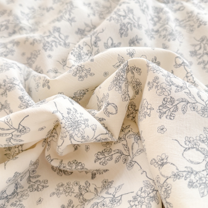 91家纺网 家纺一手货源 找家纺 【苏东来】2025小清新韩版印花蕾丝花边皱皱棉工艺款拼接单夏被四件套韩式赫本碎花荷叶边夏凉被子空调被双人春秋被可水洗 花间渡