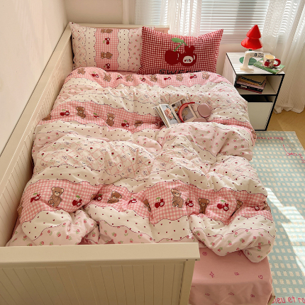 91家纺网 家纺一手货源 找家纺 （总）桃喜 2024新款全棉卡通混搭四件套-系列2