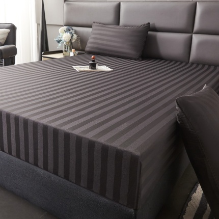 91家纺网 家纺一手货源 找家纺 （总）跨境专供2025新款缎条工艺色丁光泽感凉感床笠 