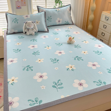 91家纺网 家纺一手货源 找家纺 （总）518家纺 2025新款亲肤舒适A类碳光冰丝抗菌凉席【提供买家秀】席子【提供买家秀】-平铺款